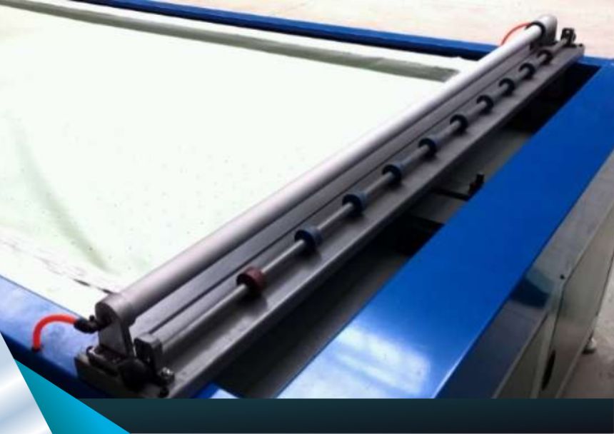 Huahua TM3200C-P Vinyl Press with Omron PLC Control